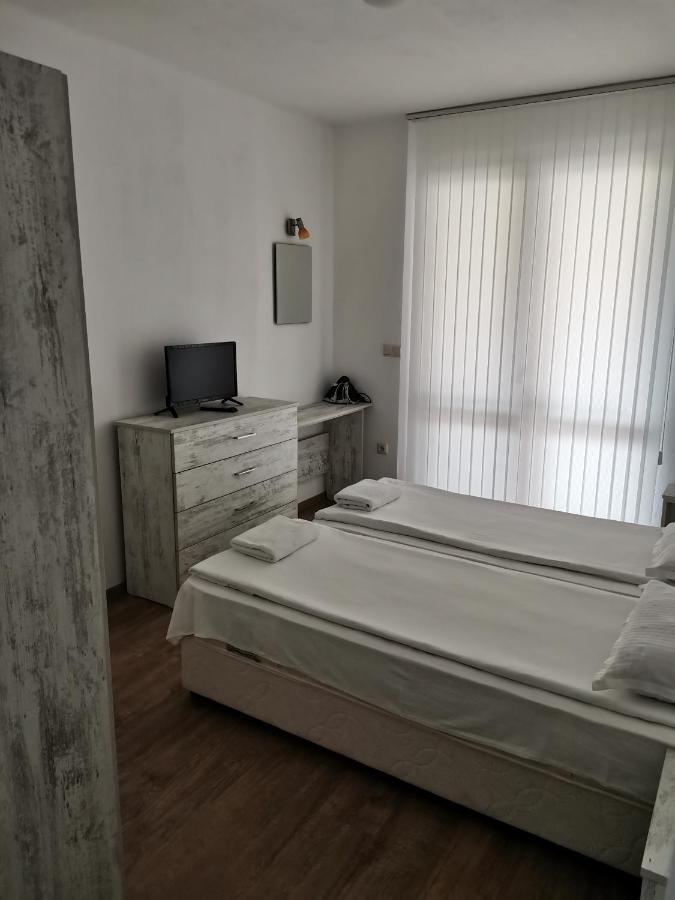 Guest House Katina 발치크 외부 사진